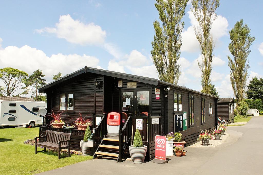 Jasmine Park Snainton Exterior foto